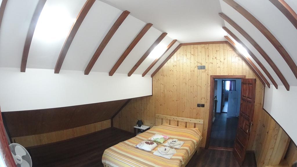 Mansarda Maradu Appartement Sinaia Buitenkant foto