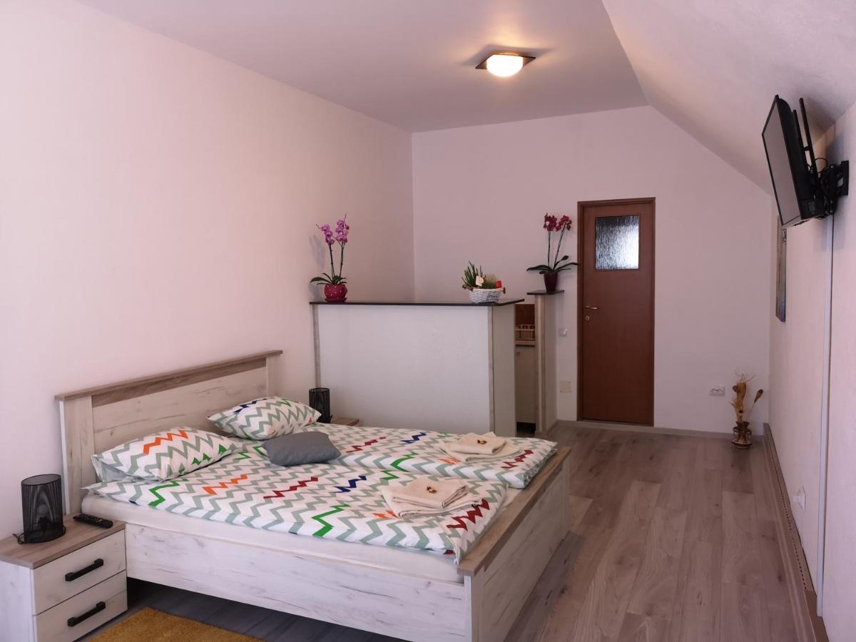 Mansarda Maradu Appartement Sinaia Buitenkant foto